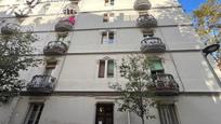 Exterior view of Flat for sale in  Barcelona Capital  with Balcony