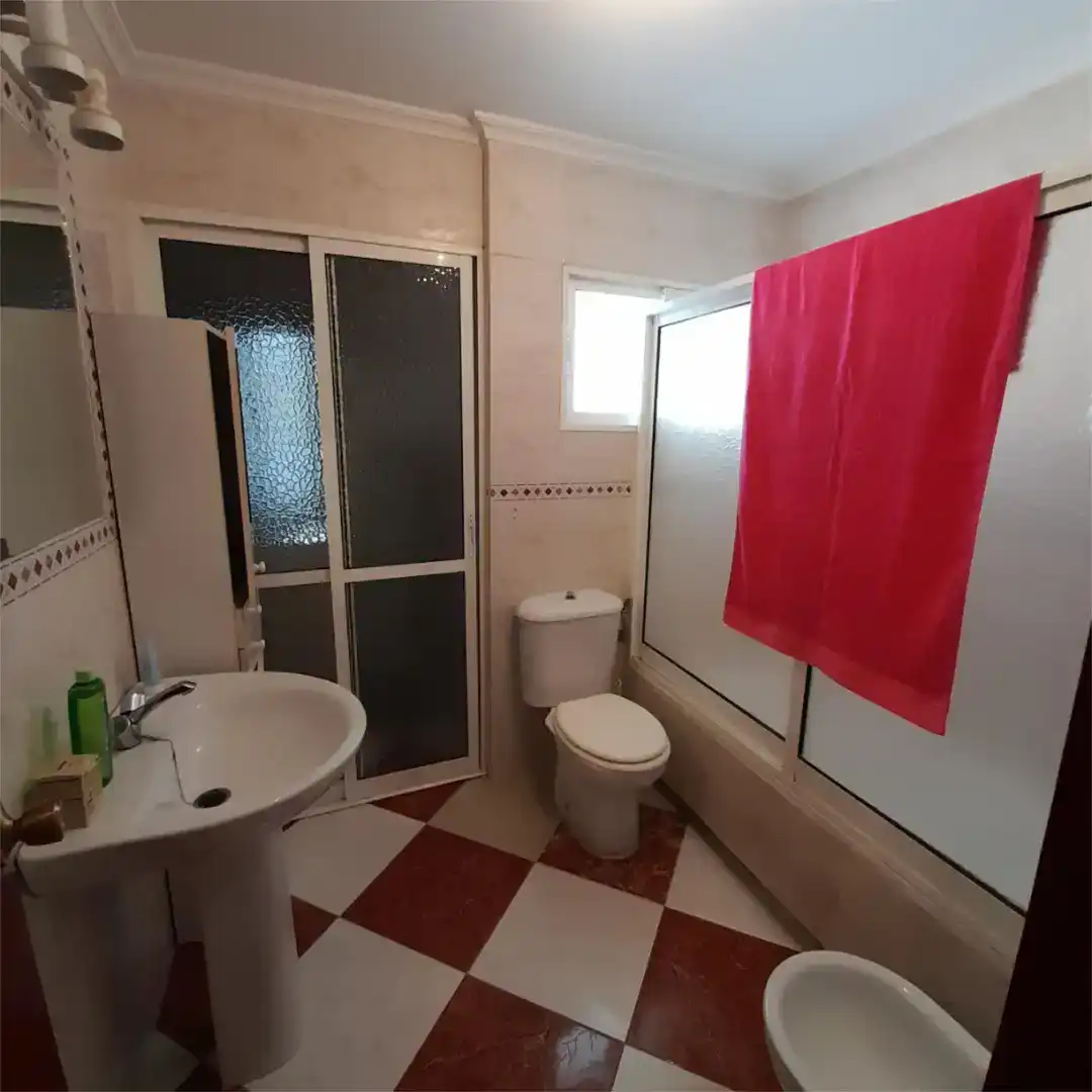 Baño de Piso en venta en Écija con Aire acondicionado, Trastero y Amueblado