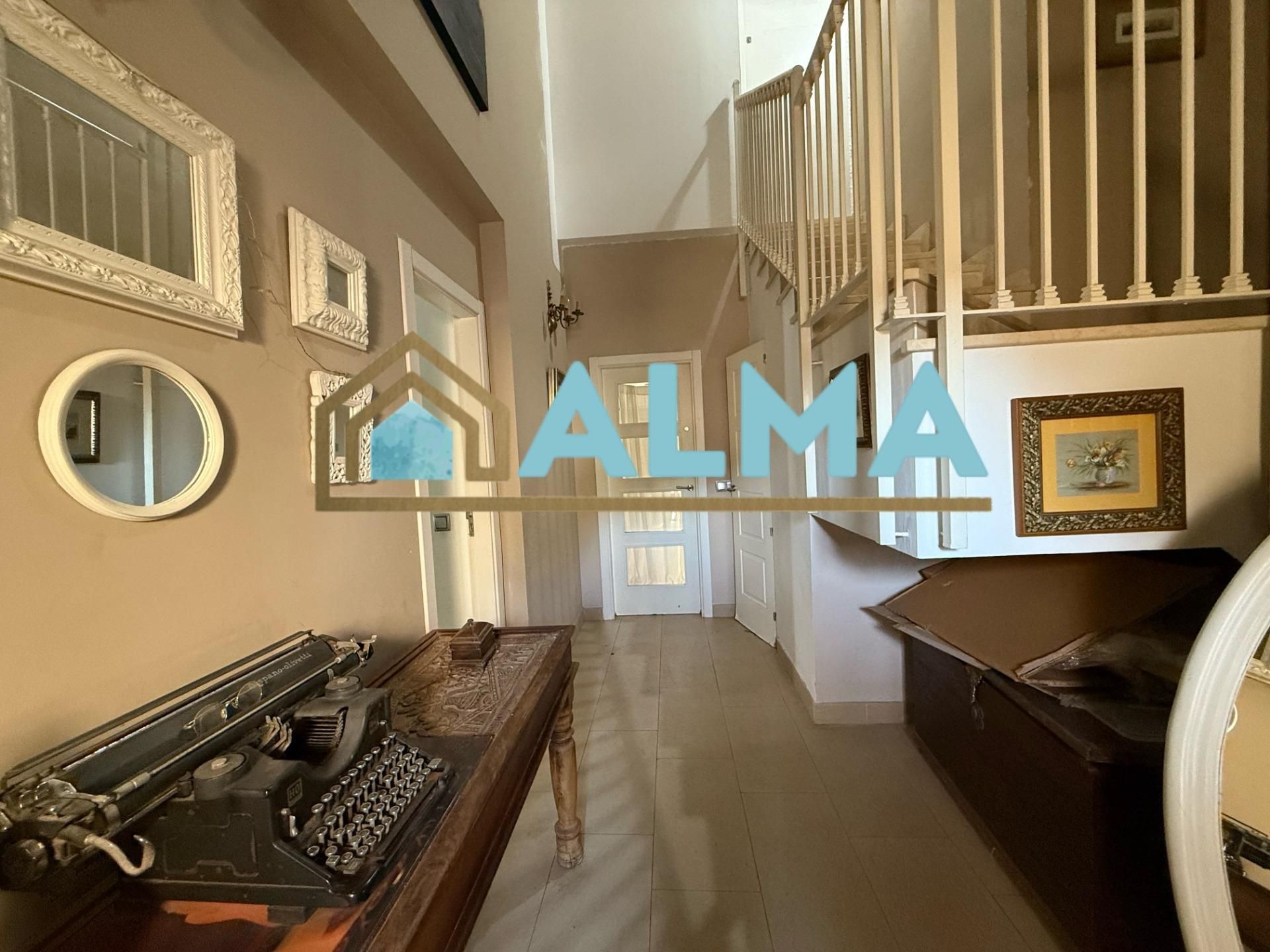 House or chalet for sale in Algeciras  with Private garden, Terrace and Storage room