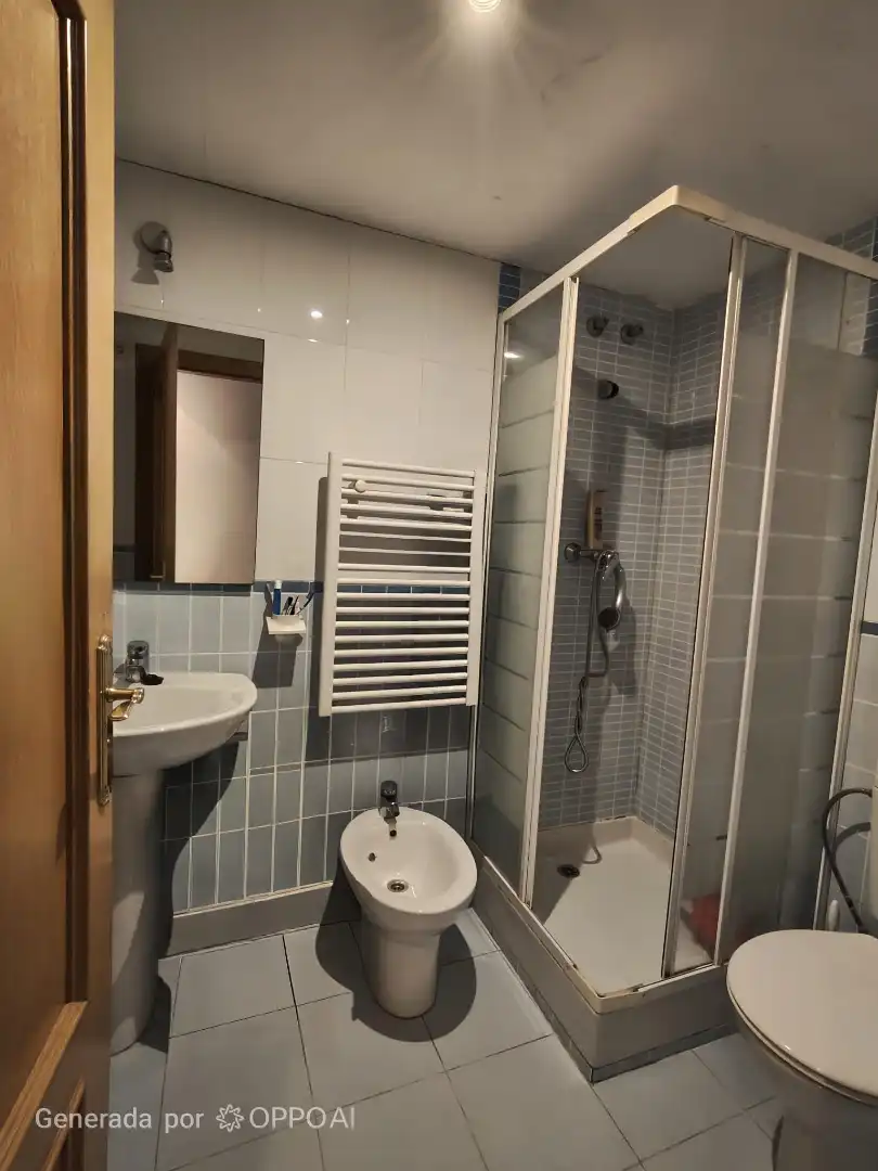 Baño de Ático en venta en Vila-real con Calefacción, Terraza y Trastero