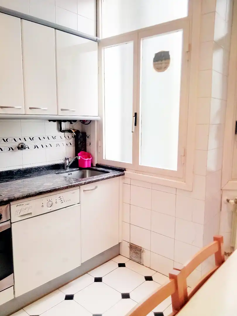 Cocina de Piso de alquiler en Donostia - San Sebastián  con Aire acondicionado, Calefacción y Parquet