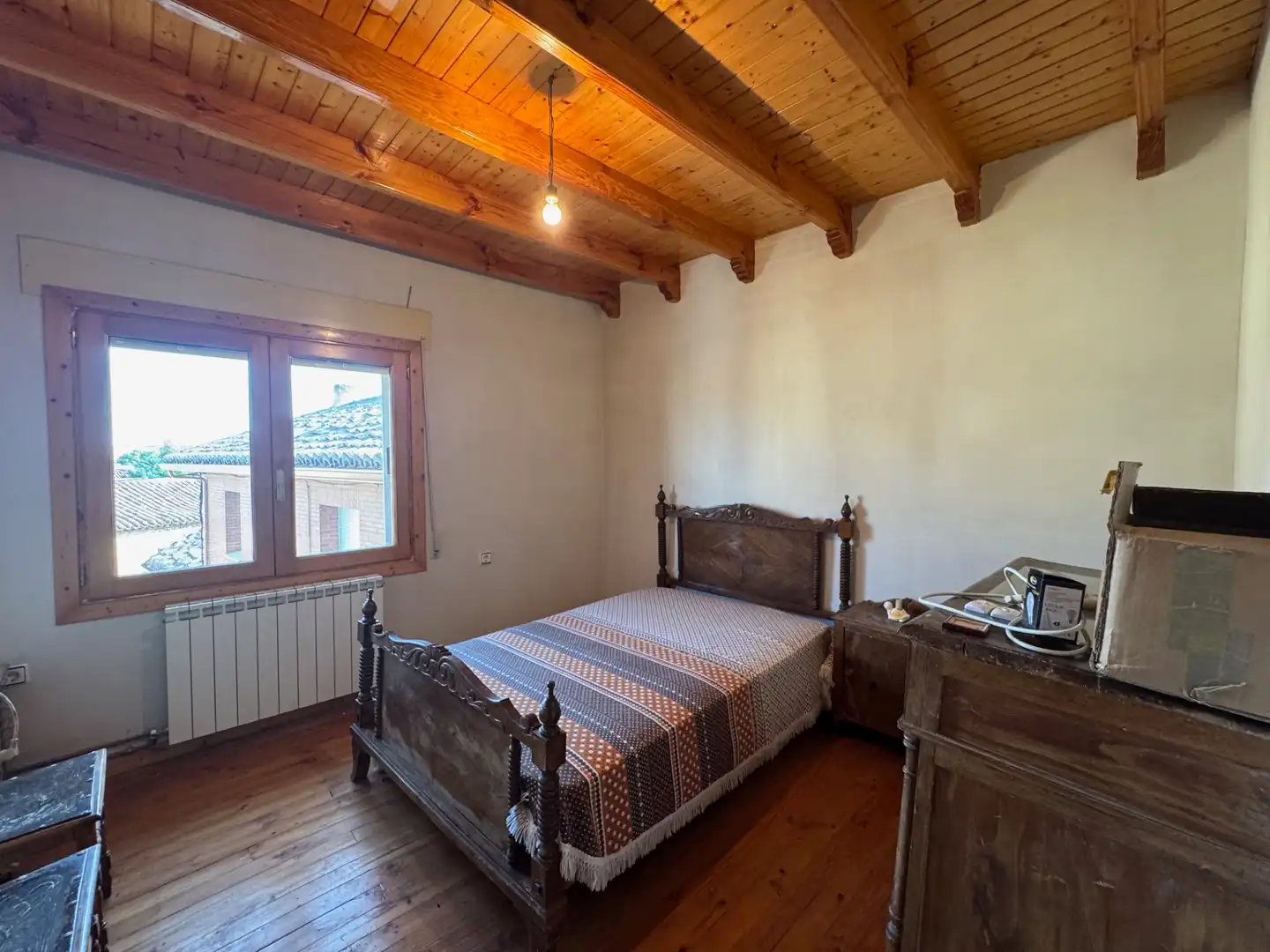Bedroom of Country homes for sale in Barcial de la Loma  with Heating, Terrace and Storage room