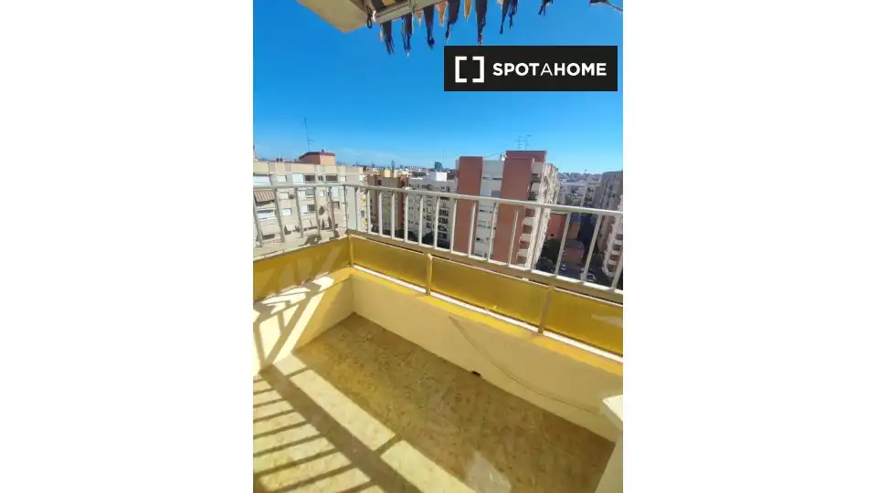 Pis amb terrassa de lloguer a Algirós, imagen 8