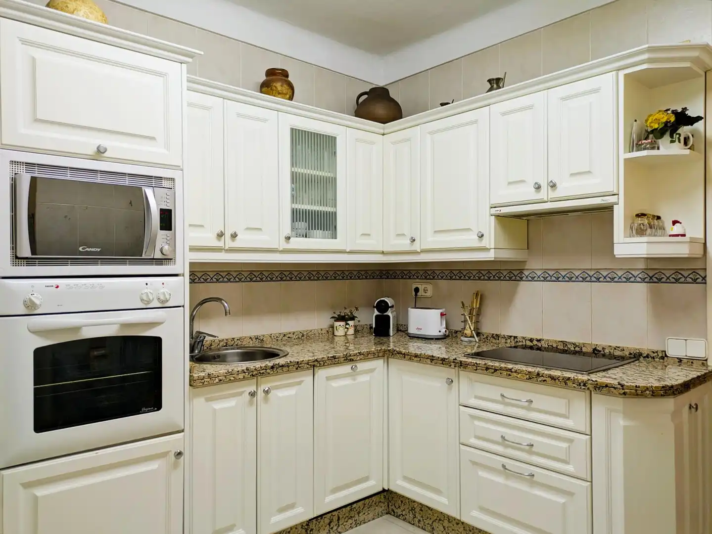 Kitchen of Flat for sale in Marbella  with Air Conditioner, Heating and Private garden