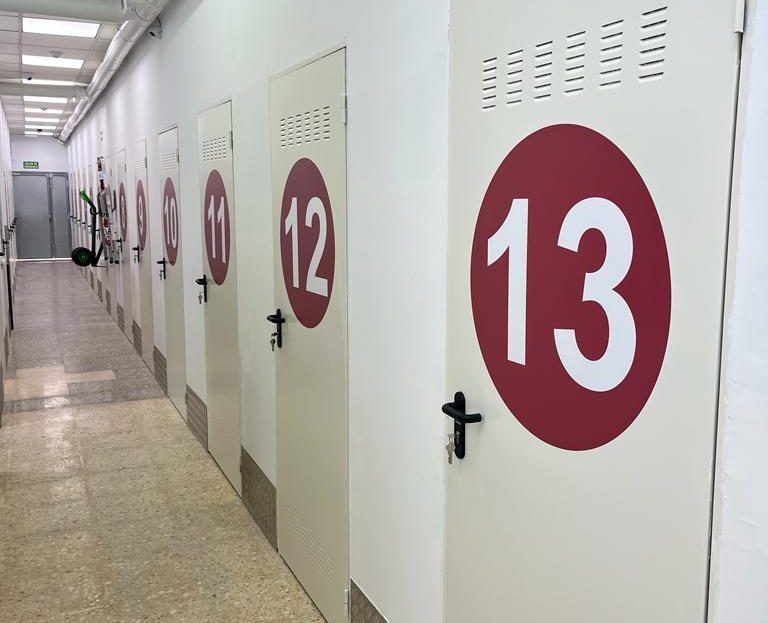 Box room to rent in  Valencia Capital