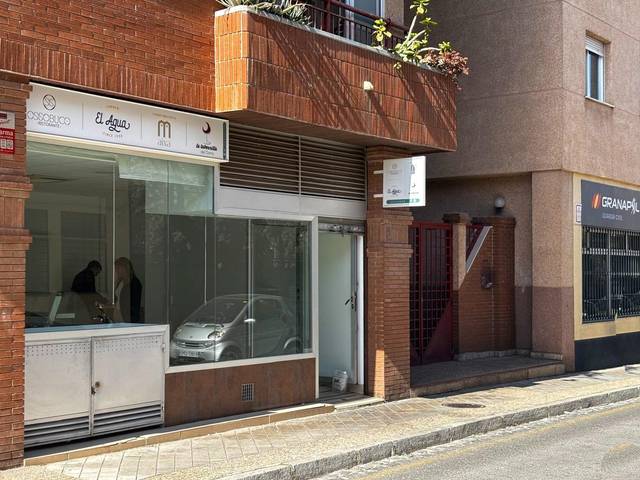 Local comercial en Venta en Castaño - Mirasierra