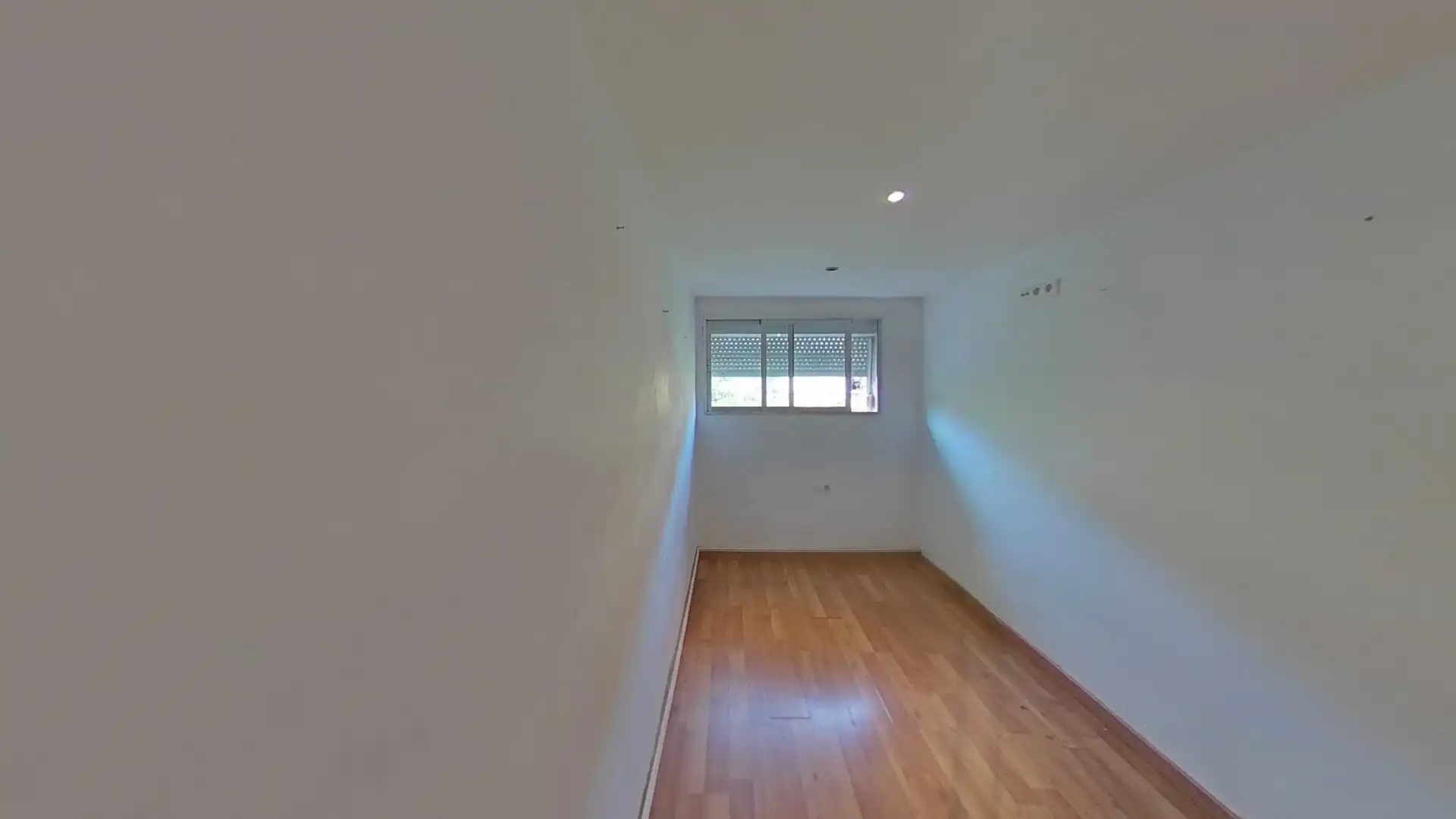 Piso en venta en Ciutat Meridiana