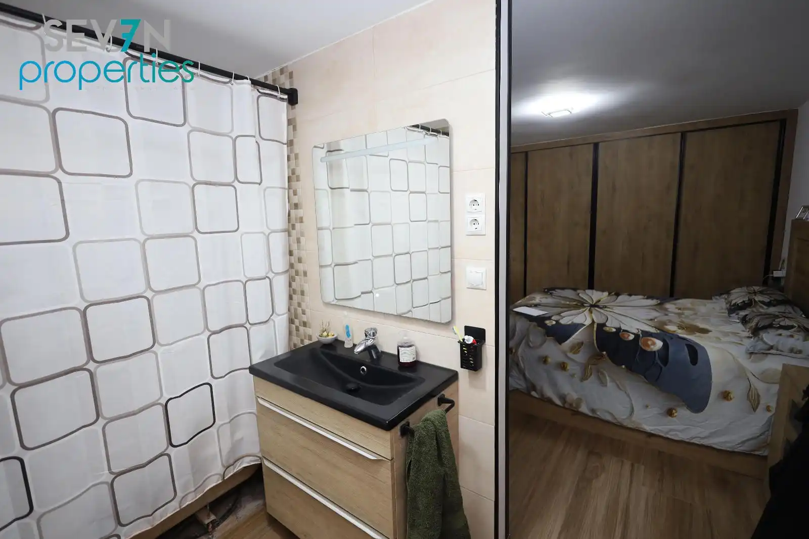 Bathroom of Detached homes for sale in Méntrida  with Air Conditioner, Heating and Parquet flooring