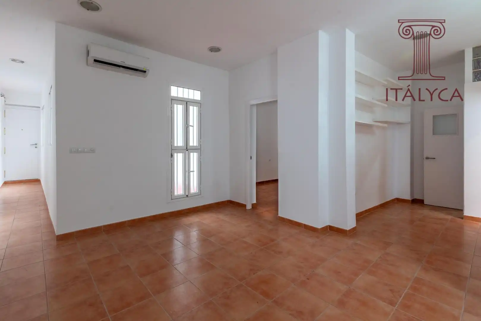 Wohnung zum Verkauf in Sevilla mit Klimaanlage und Heizung