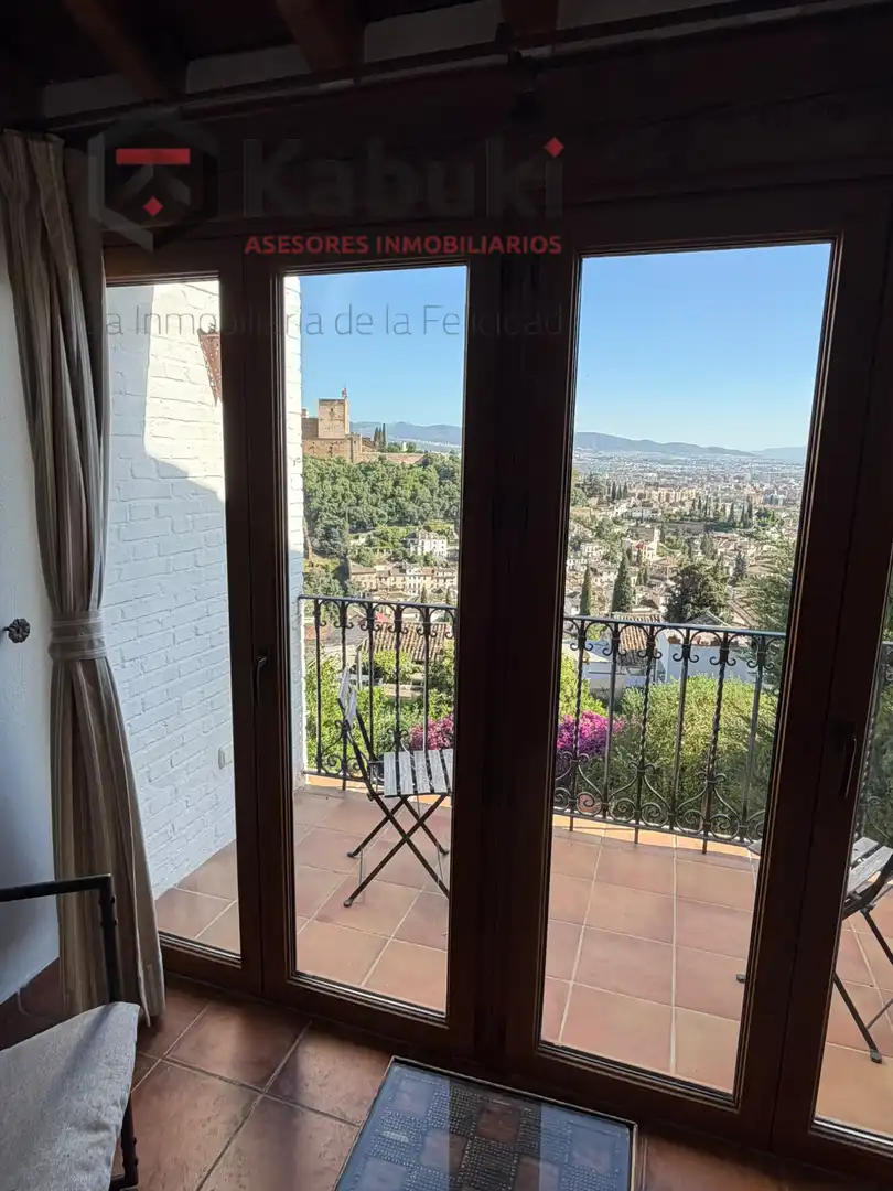 Exterior view of Flat for rent in Granada  with Air Conditioner, Heating and Terrace