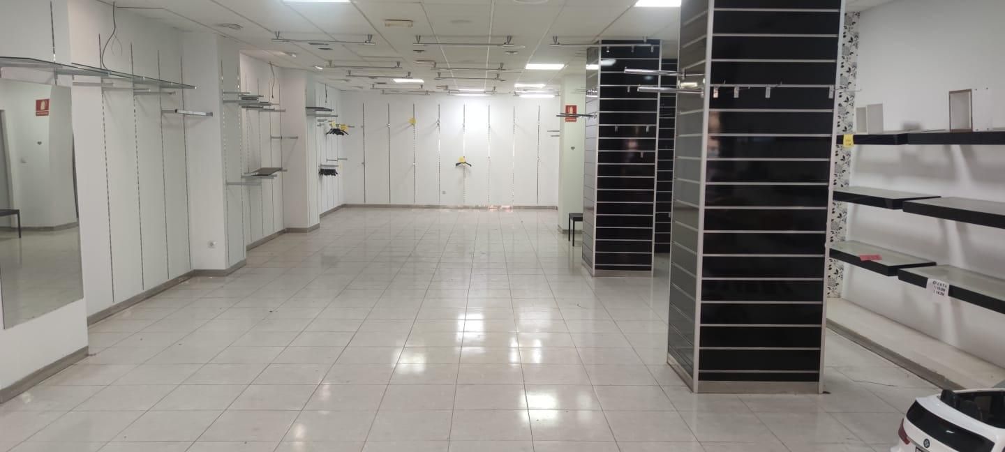 Premises to rent in Sector Sur  - La Palmera - Reina Mercedes