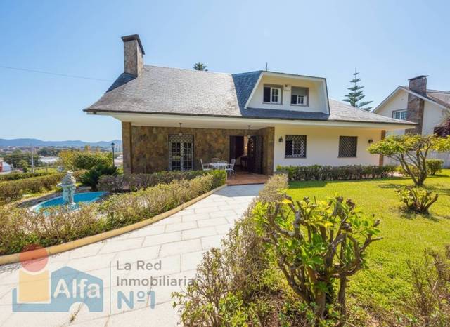 Casa-chalet en Alquiler en Coruxo - Oia - Saiáns