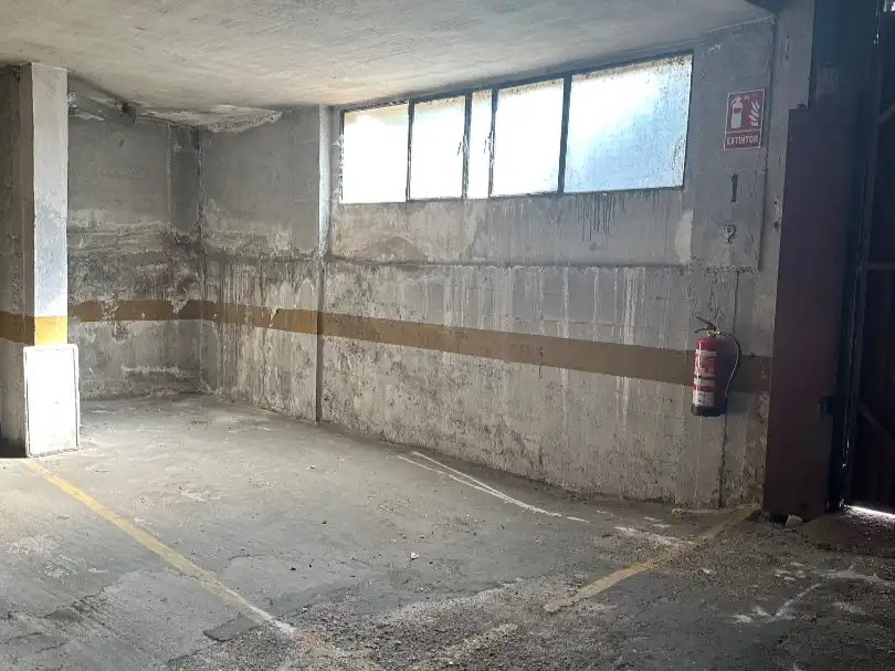 Parkplatz von Garage zum Verkauf in Cuenca