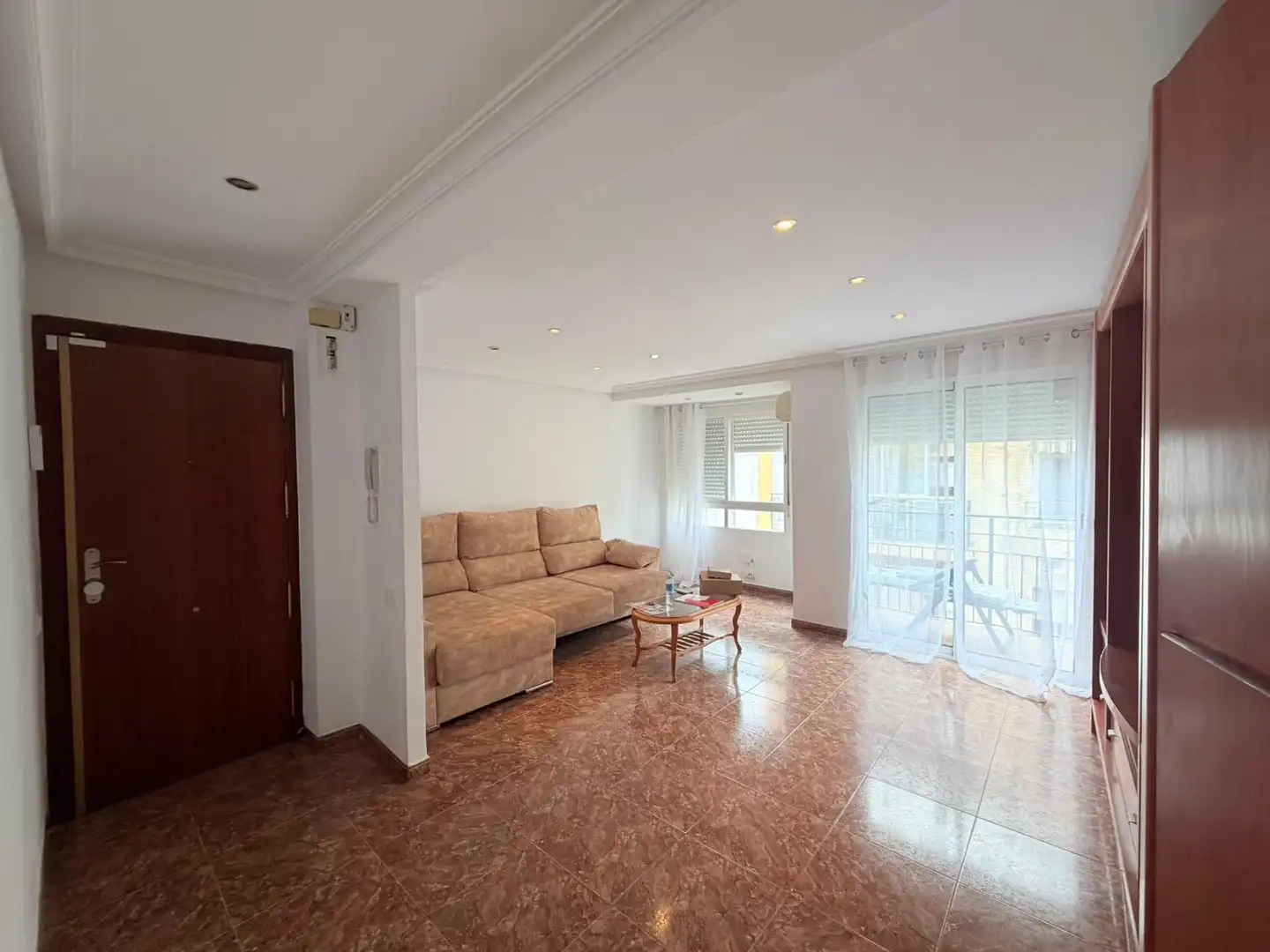 Mini appartamento con terrazza in affitto a Calle Calle Cerdá 30