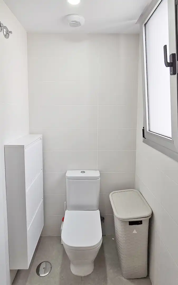 Baño de Piso en venta en Torremolinos con Aire acondicionado, Calefacción y Terraza
