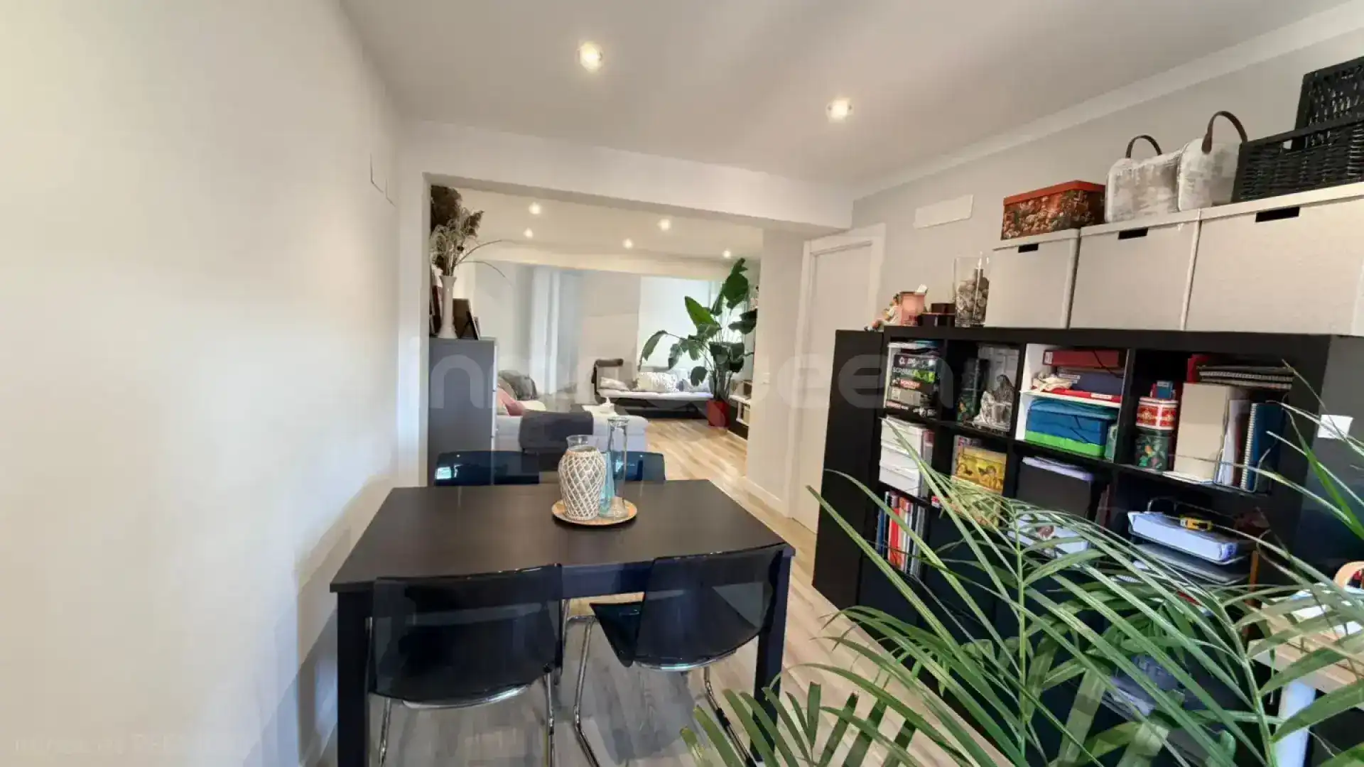 Dining room of Flat for sale in Zaragoza  with Heating, Terrace and Furnished