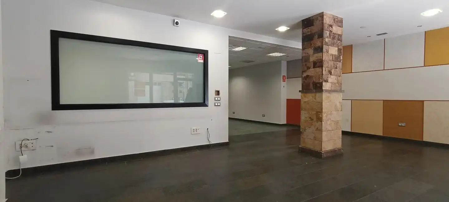 Geschaftsraum zum Verkauf in León Capital 