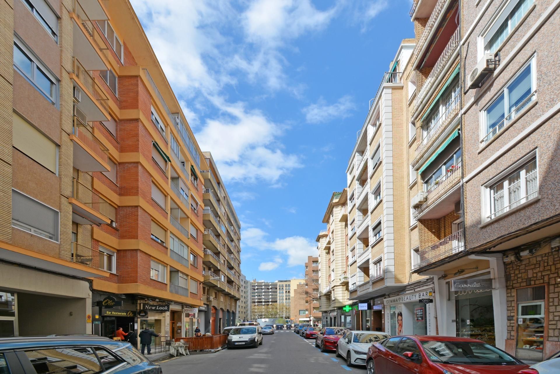 Vista exterior de Pis en venda en  Zaragoza Capital amb Aire condicionat, Calefacció i Terrassa