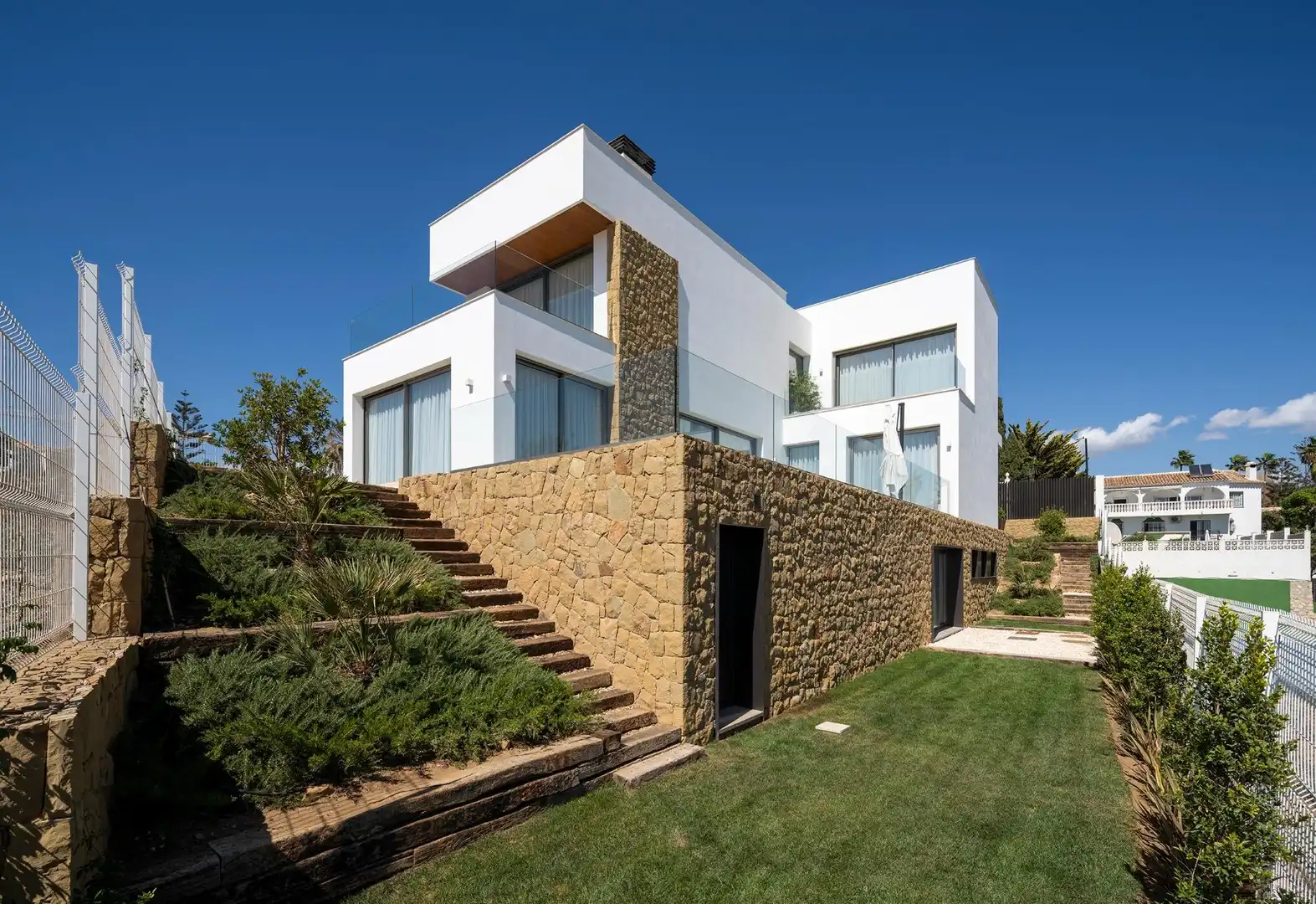Detached house with pool for sale in El Faro de Calaburra - Chaparral, imagen 16