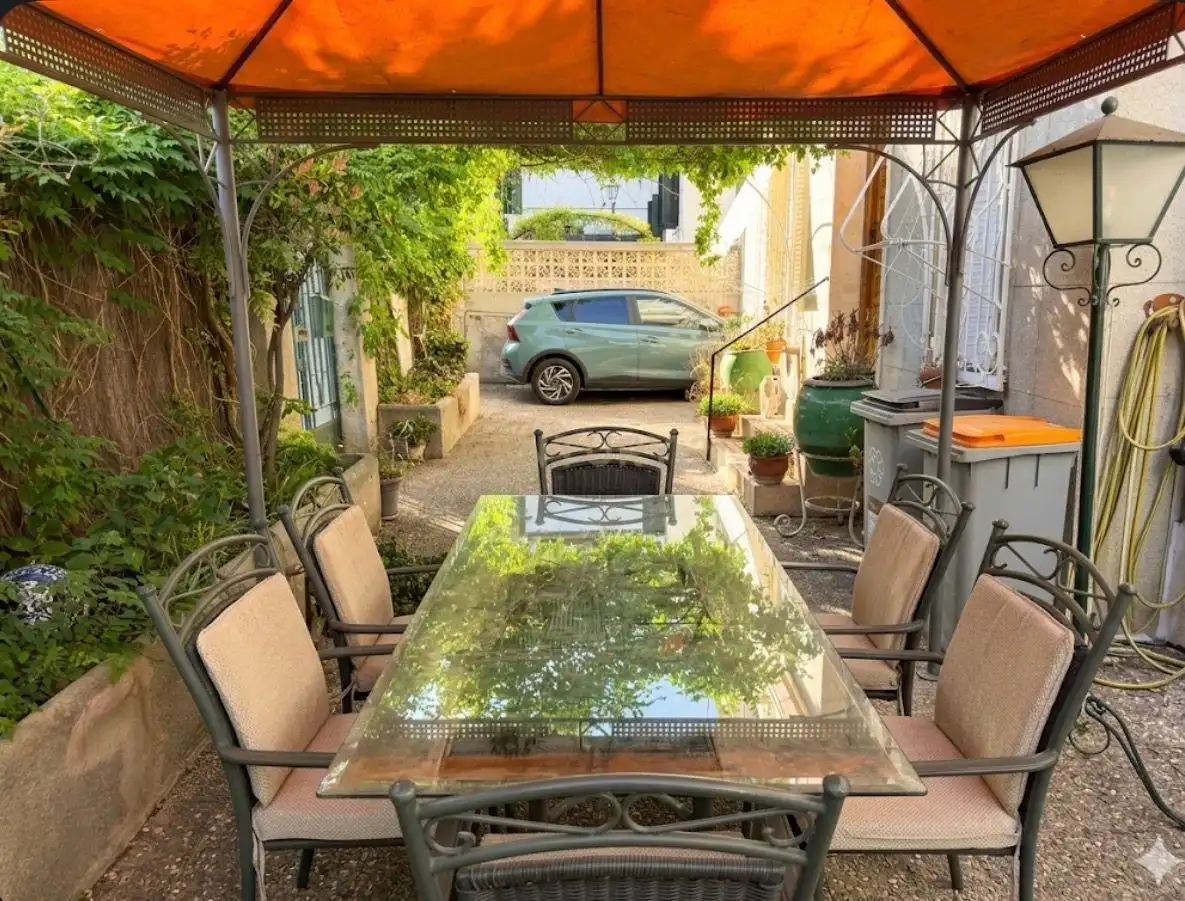 Terrace of Houses for sale in  Madrid Capital  with Air Conditioner, Private garden and Storage room