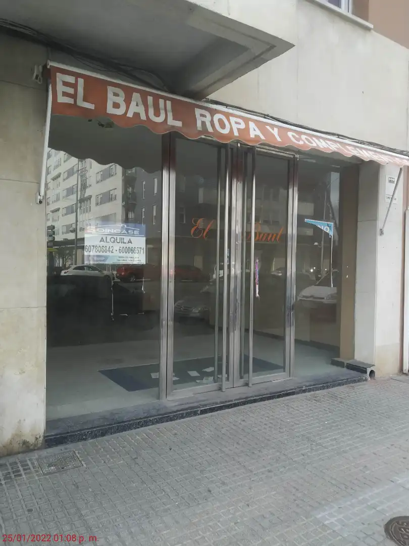 Local comercial de lloguer a Puntales - Zona Franca