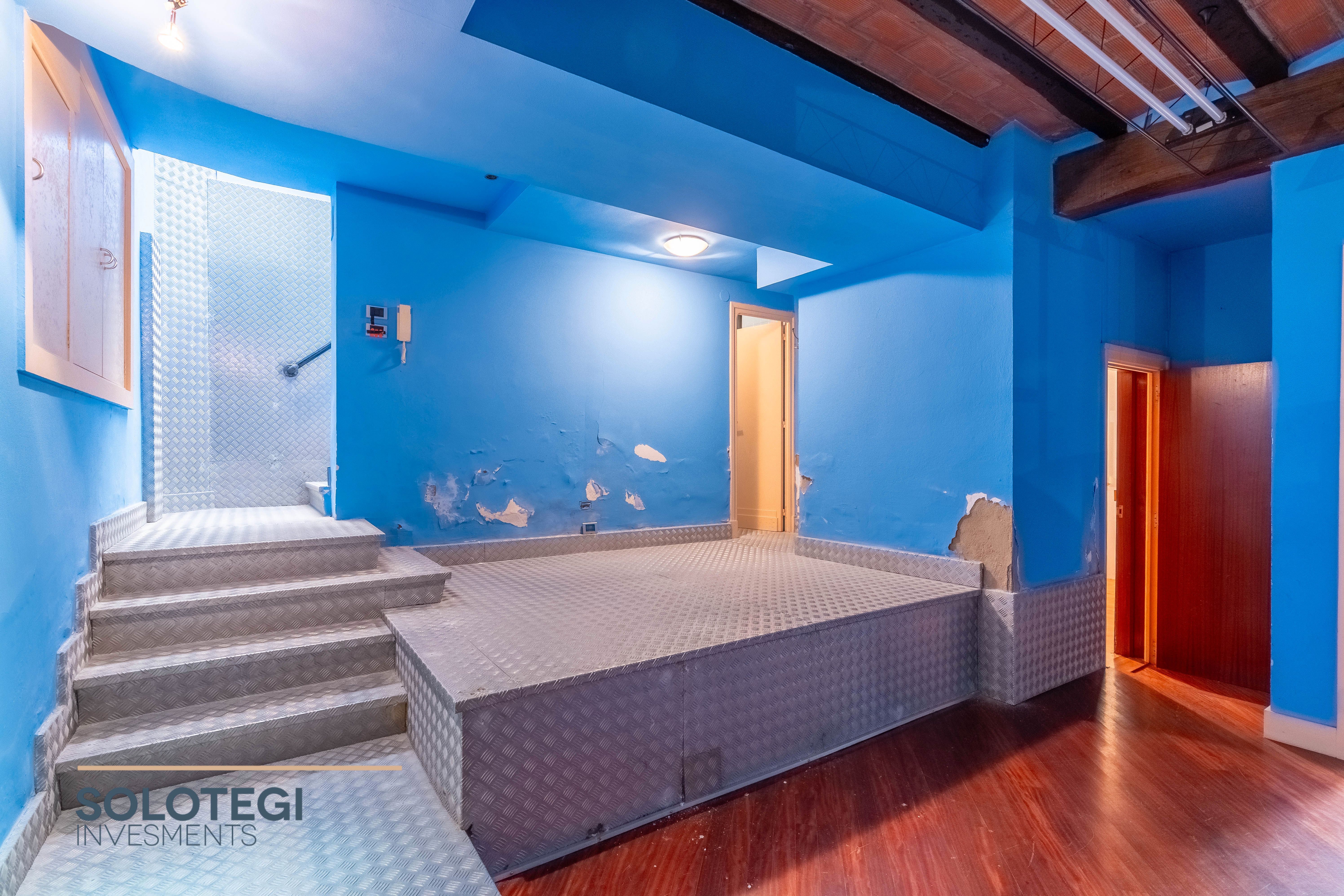 Premises for sale in Prim Kalea, Área Romántica