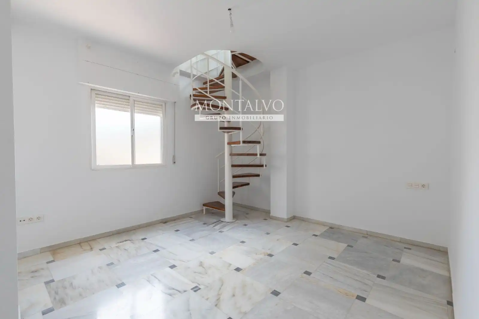 Ático en venta en Atarfe con Aire acondicionado, Calefacción y Terraza