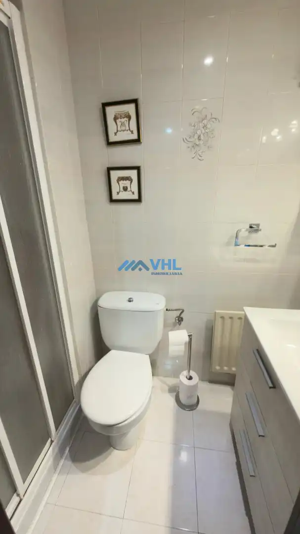Badezimmer von Wohnung zur Miete in Castro-Urdiales mit Heizung, Terrasse und Möbliert