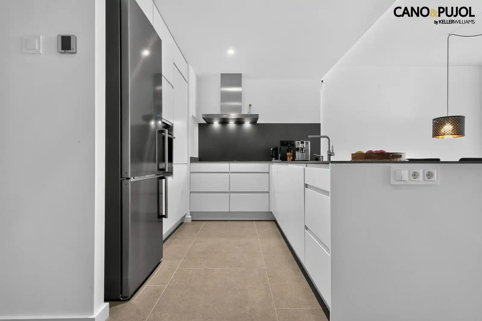 Piso con terraza en venta en josep tarradellas, imagen 4