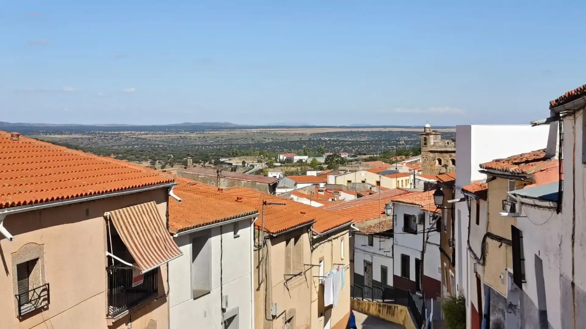 Vista exterior de Casa adosada en venta en Aliseda