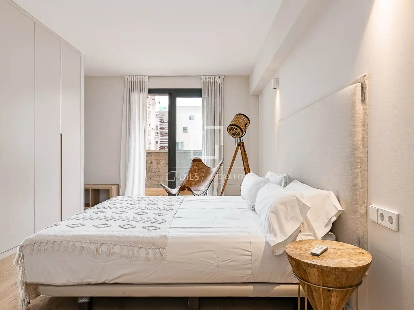 Habitación de Piso en venta en Barcelona con Aire acondicionado, Terraza y Balcón