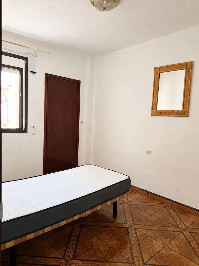 Habitación de Apartamento en venta en Santiago del Teide con Amueblado y Balcón
