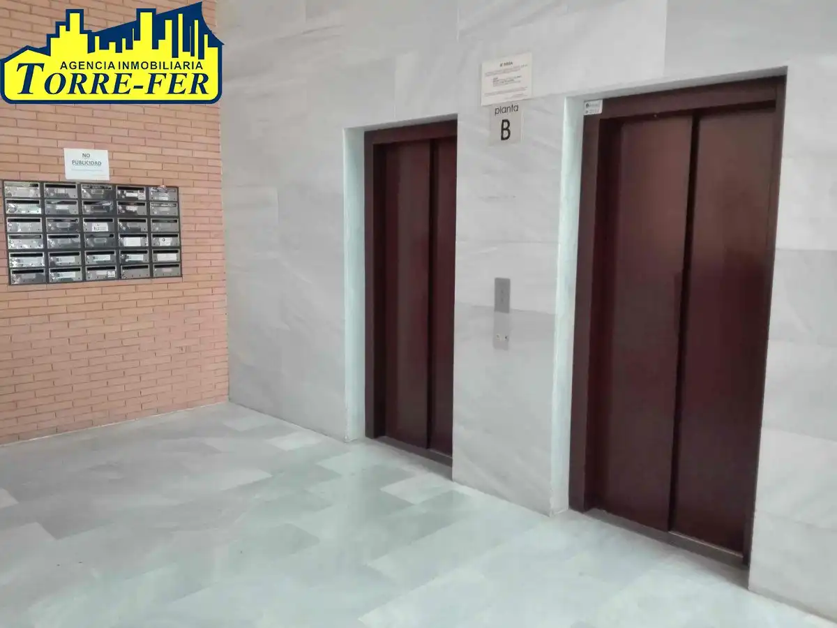 Oficina con ascensor en venta en Plaza DE DALIAS 1, imagen 6
