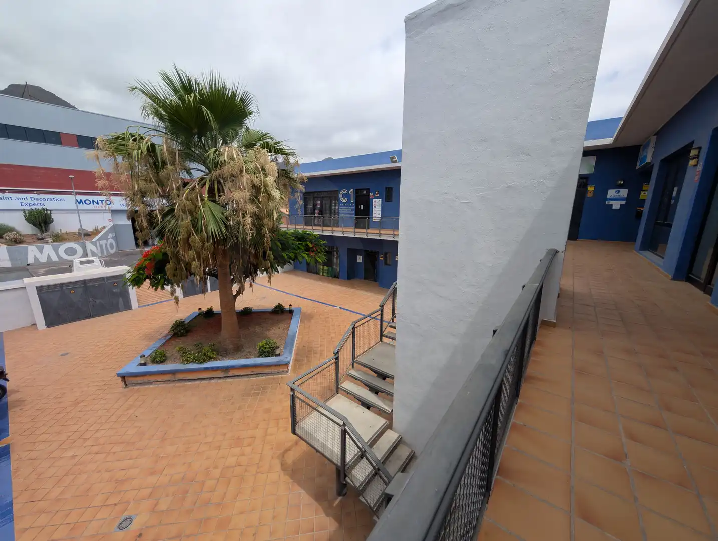 Local comercial en venda a Avenida Barranco de las torres 26 26, imagen 3