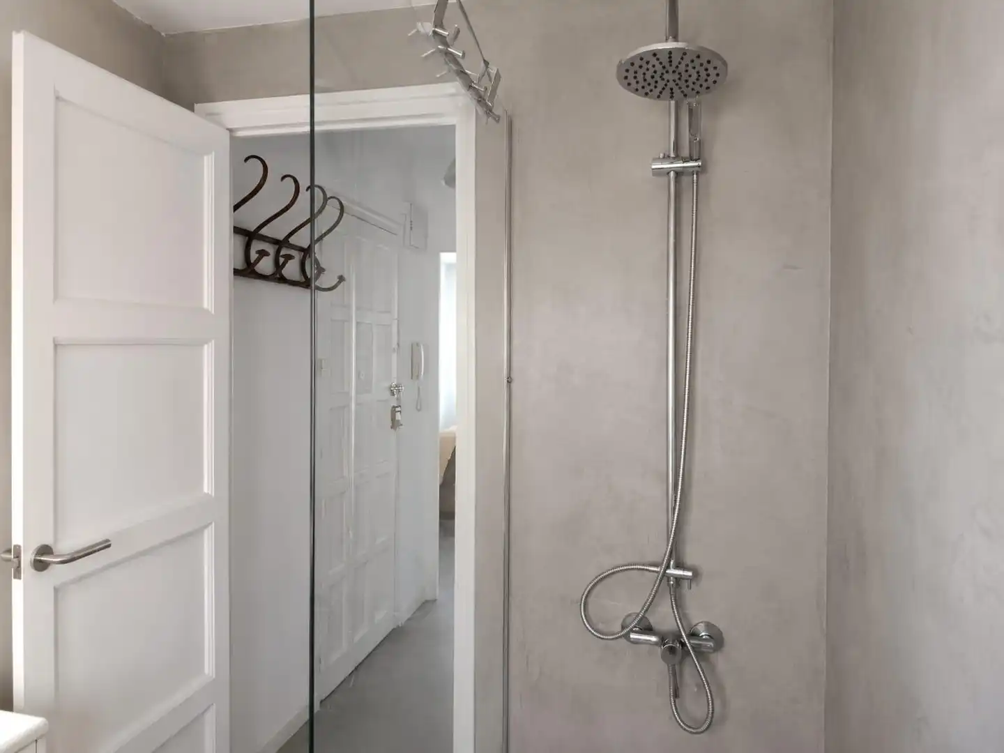 Baño de Piso en venta en Madrid con Calefacción y Balcón