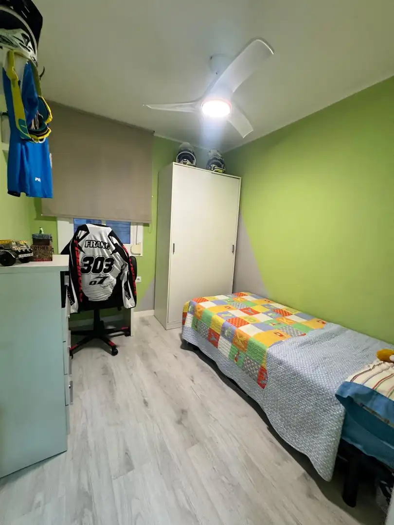 Bedroom of Flat for sale in La Gavarra