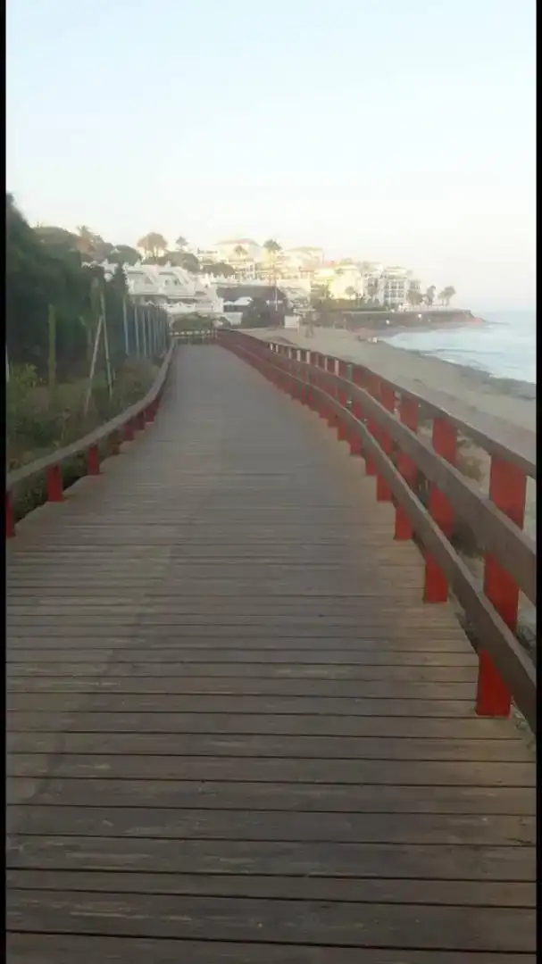 Außenansicht von Wohnungen zur Miete in Mijas mit Klimaanlage, Schwimmbad und Balkon