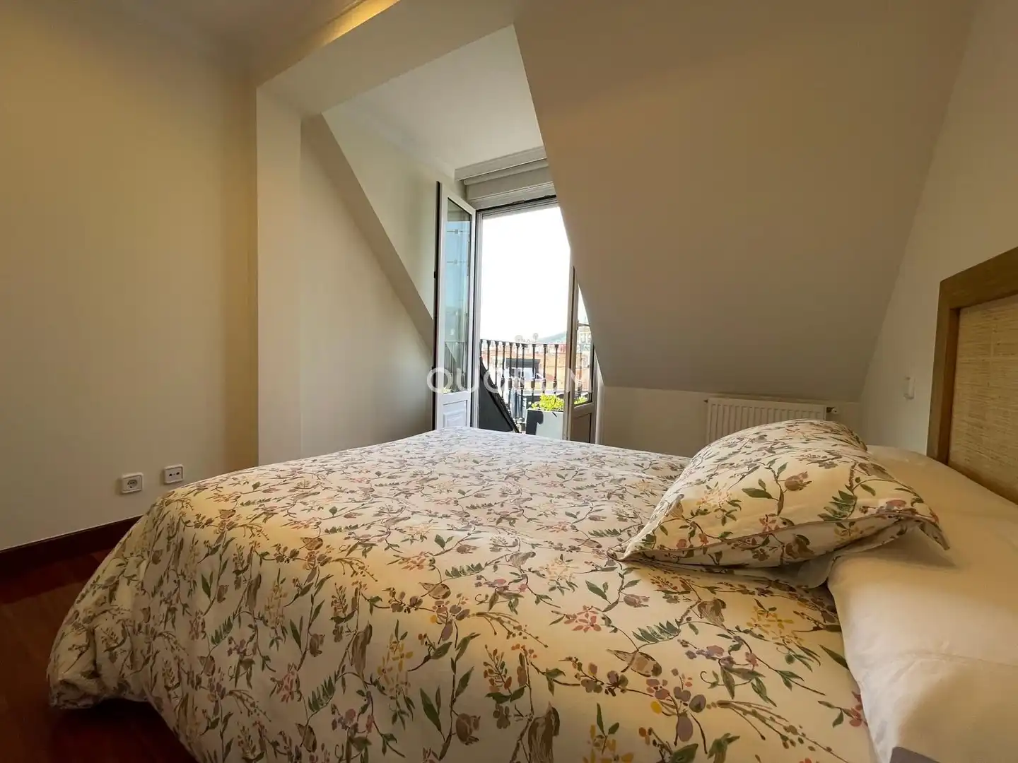 Bedroom of Flat for rent in Bilbao   with Heating, Terrace and Balcony