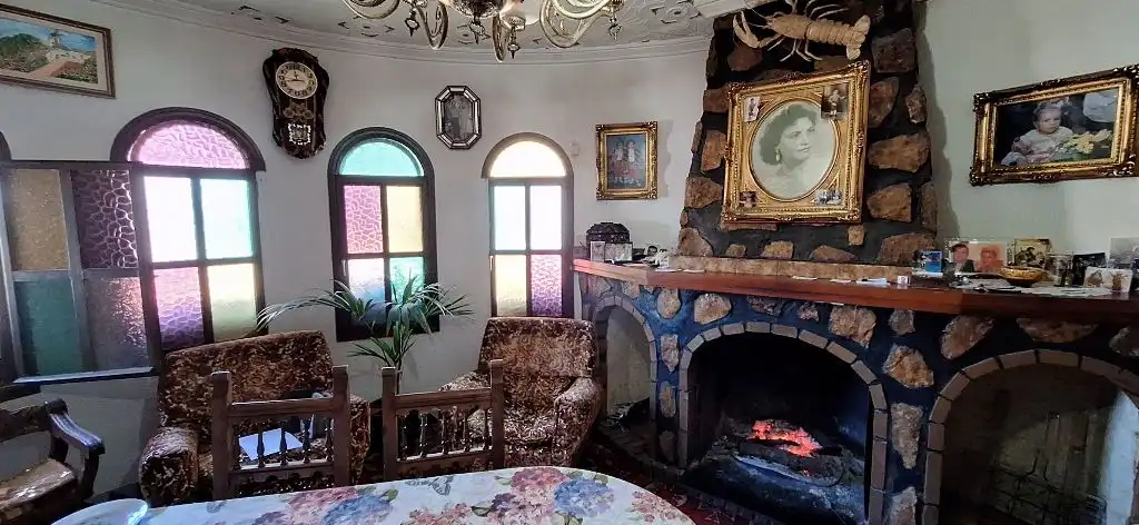 Sala d'estar de Casa o xalet en venda en Navarrés amb Jardí privat, Terrassa i Piscina