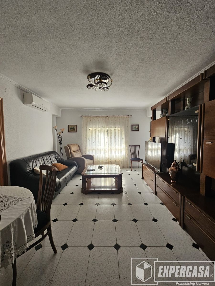 Sala d'estar de Pis en venda en  Valencia Capital amb Aire condicionat, Calefacció i Moblat