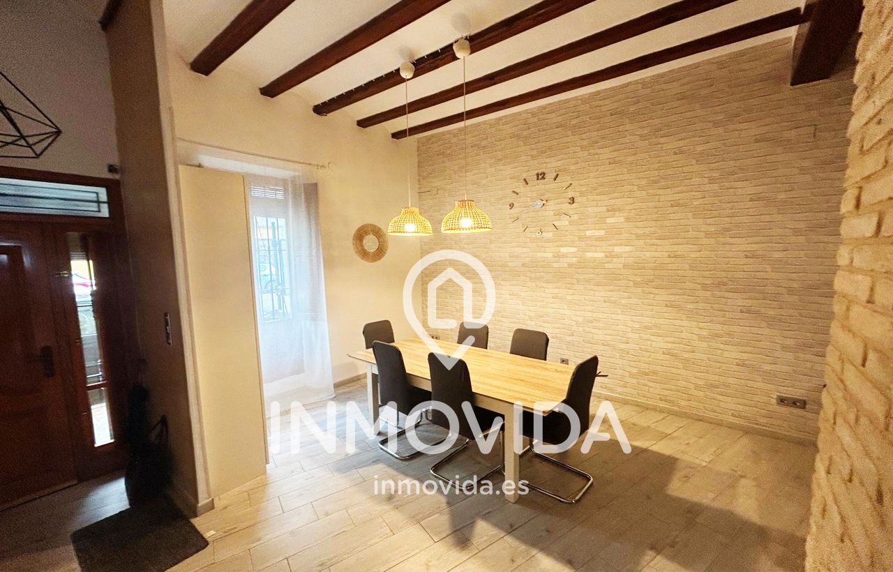 Exterior view of House or chalet for sale in Manuel  with Air Conditioner, Terrace and Furnished