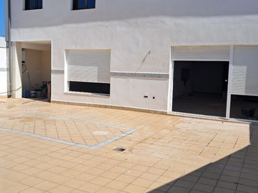 Adosado con balcón en venta en Calle Quevedo