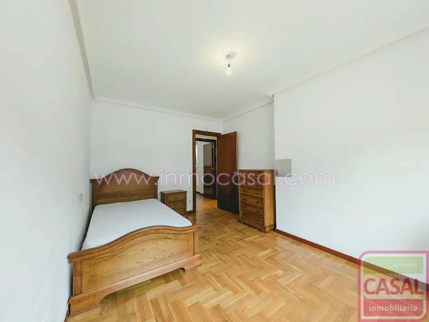 Bedroom of Flat for sale in Langreo  with Heating, Storage room and Furnished