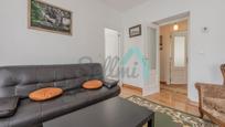 Living room of Flat for sale in Oviedo   with Heating, Parquet flooring and Furnished