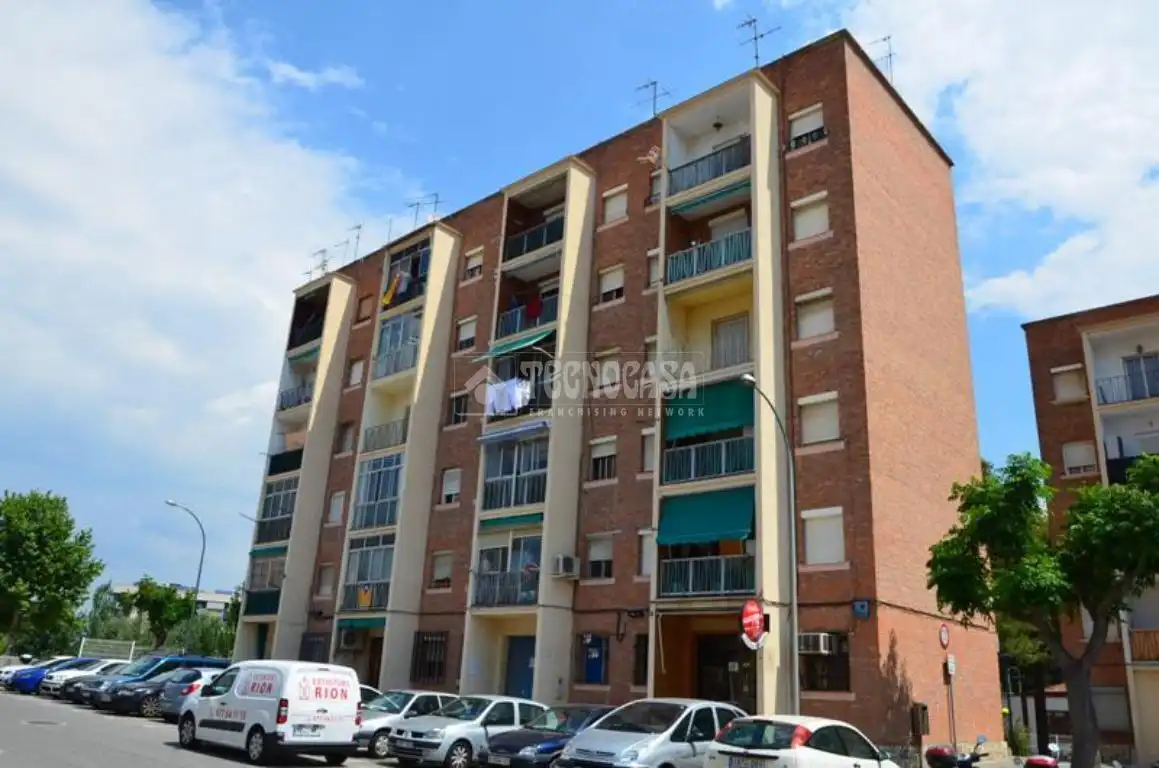 Außenansicht von Wohnung zum Verkauf in Tarragona mit Balkon