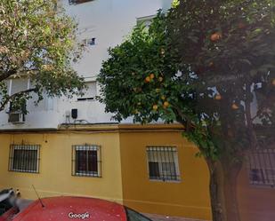 Exterior view of Flat for sale in  Sevilla Capital  with Heating