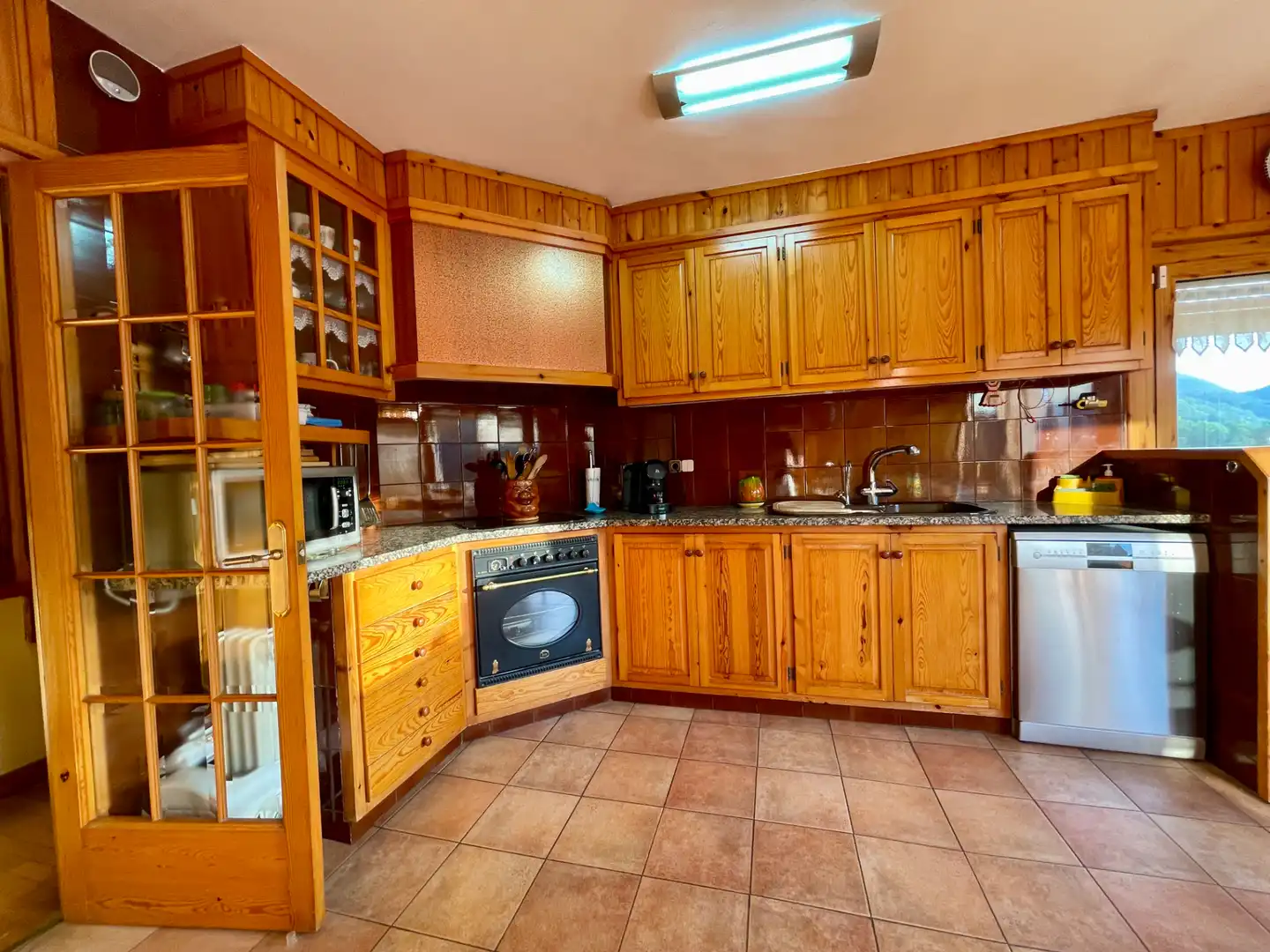 Cocina de Casa o chalet en venta en Sant Pau de Segúries con Aire acondicionado, Jardín privado y Terraza
