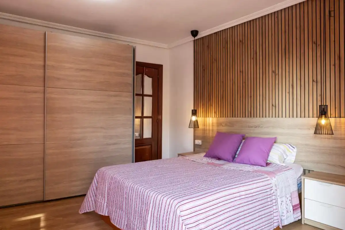 Bedroom of Apartments for share in Madrid  with Air Conditioner, Furnished and Oven