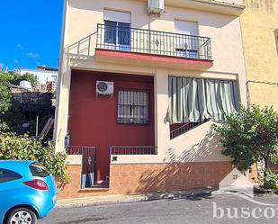 Exterior view of House or chalet for sale in Villanueva del Arzobispo  with Air Conditioner, Heating and Balcony