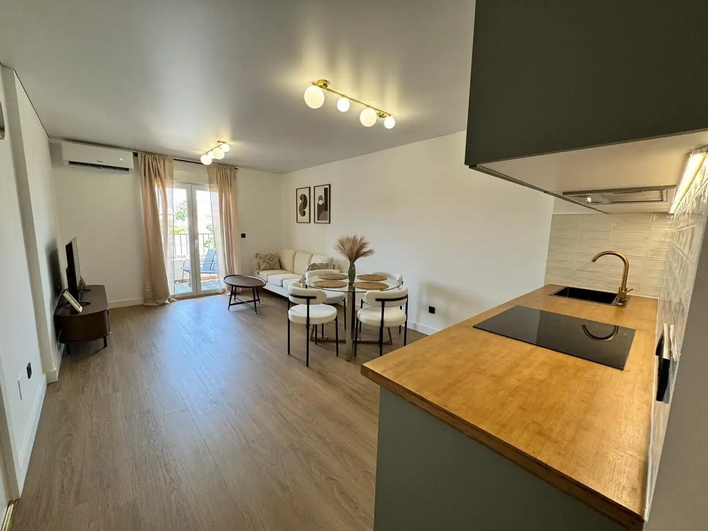 Sala d'estar de Apartament en venda en Pilar de la Horadada amb Aire condicionat, Calefacció i Moblat